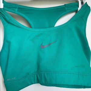 Sports bra